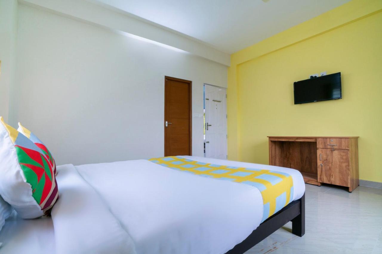 Отель Dreamz Airport Residency Cochin Недумбассери Экстерьер фото